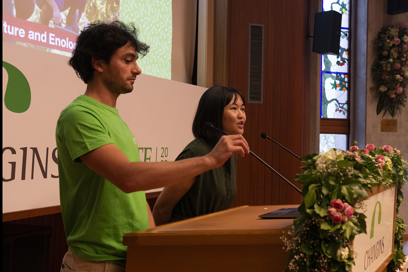 Discours de présentation de l'école de vin de Changins par des collaborateurs de l'école